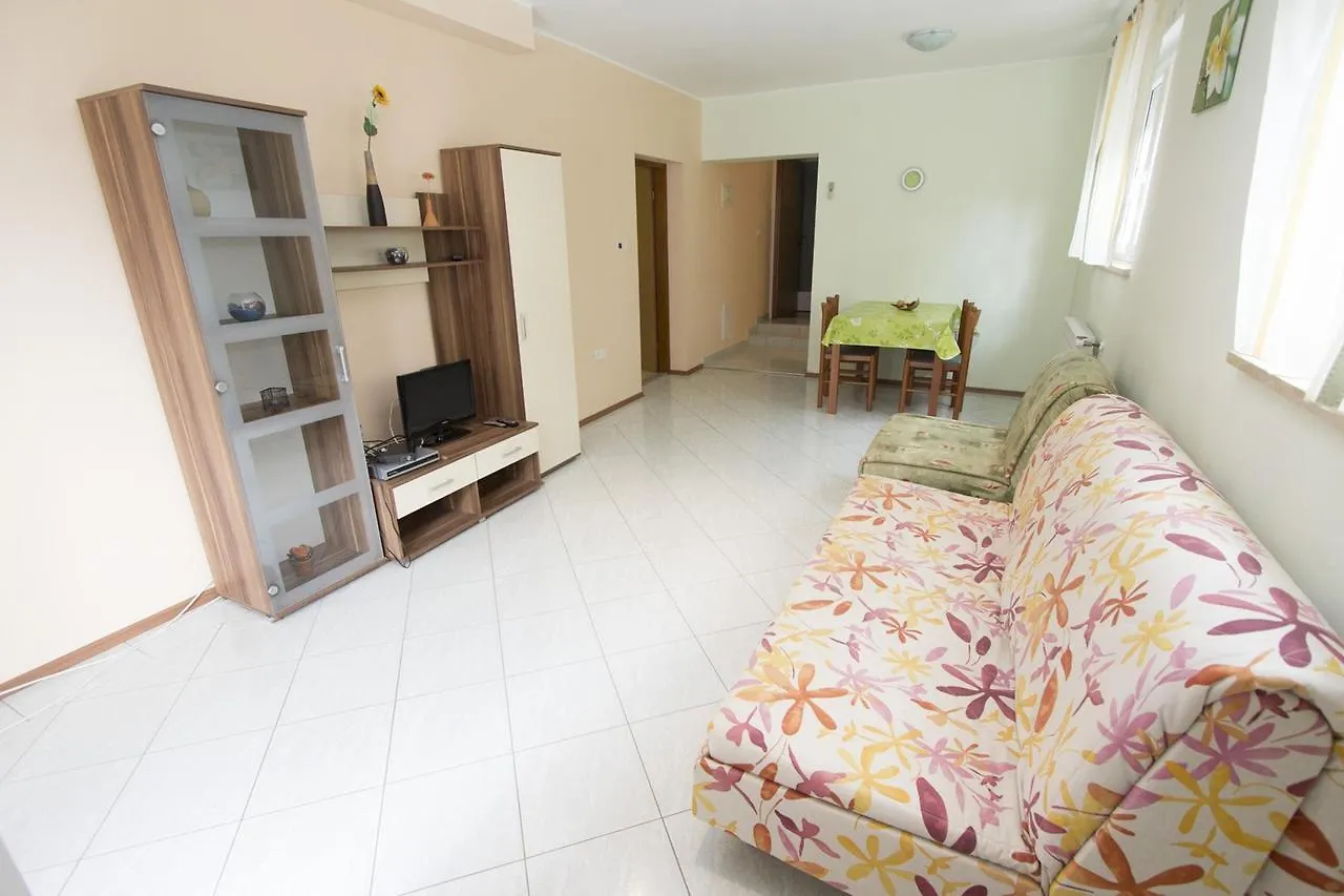 Apartments Rajci 罗维尼 0*,  克罗地亚